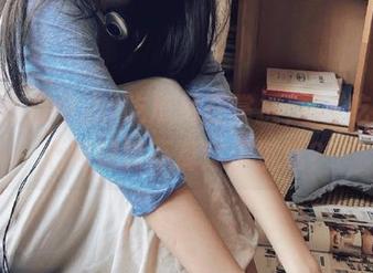 吃瓜尽在掌握，51吃瓜中心网站算不算过于沉迷？