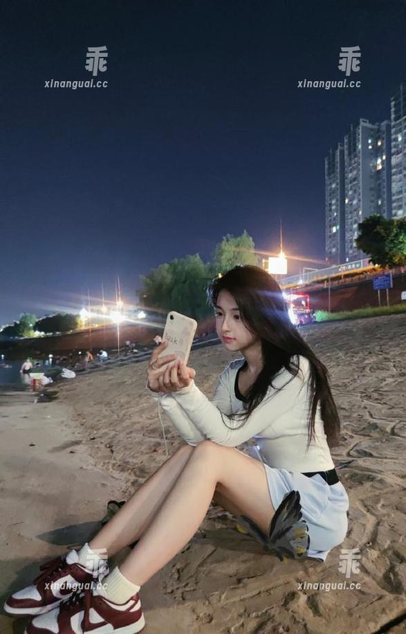 51吃瓜网 在51吃瓜网官网流连忘返,今天吃的是满满的惊讶和小八卦。