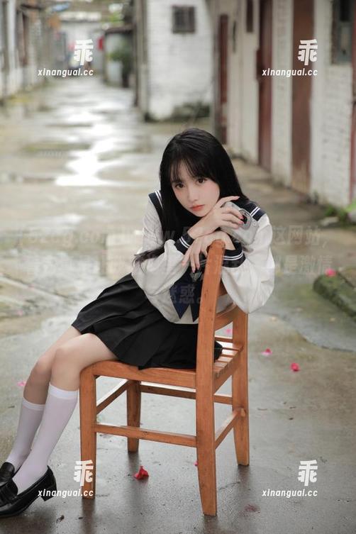 52cg.com www.52cg.com这网站,看完真是让我脑海里一片混乱,都是激情与迷惑。