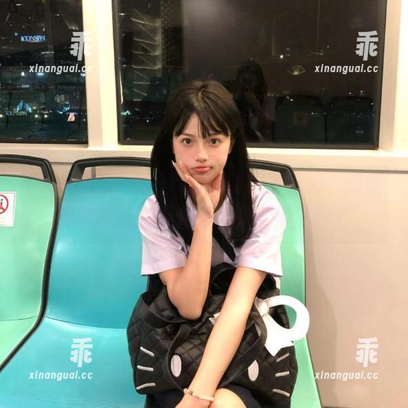 九一黑料 九一黑料的链接真好玩,瓜吃到嘴里就是个问号…你觉得熟吗?