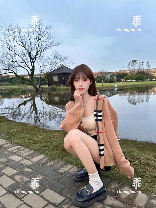 吃瓜网 吃瓜网的首页就像走马灯,刷新个不停,让我怀念慢节奏的小日子。