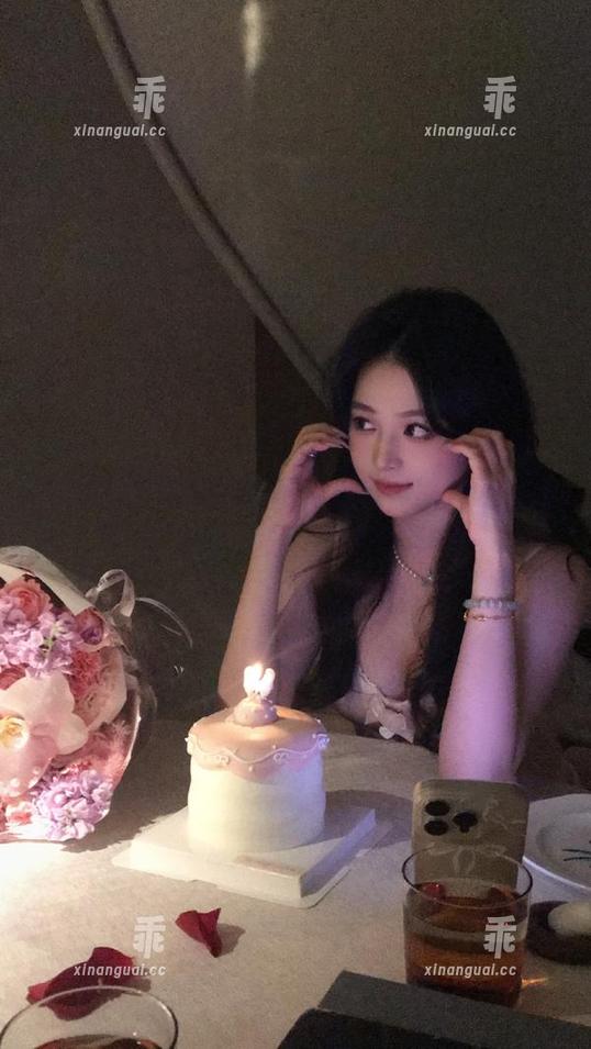 吃瓜网 打卡吃瓜网传送门,黑料网夜夜不打烊,瓜田无限畅游!
