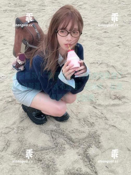 明星黑料 “明星黑料”网站把我带到了奇妙的漩涡,“永不迷路”的承诺,让我忍不住想要再一次翻腾。