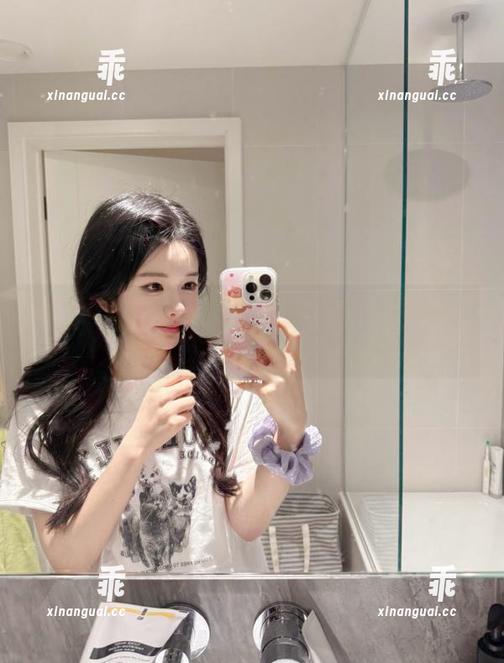海角吃瓜 瓜田里的人生:在海角吃瓜分享那些追剧必备的乐趣