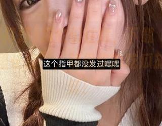 瓜农们注意，下载“黑料不打烊万里长征”，确保你的吃瓜旅程不打烊！