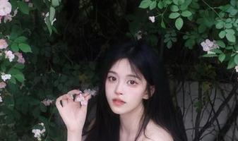 把黑料不打烊放在在线直播片头，大家都想知道哪个瓜会大放送。