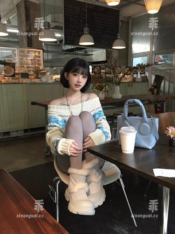 黑料吃瓜 直达黑料吃瓜,谁的阳光面下藏着暗涌?