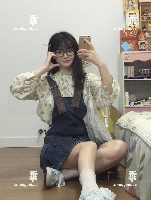黑料吃瓜 黑料吃瓜APP:让导航带你找到所有“惊艳”的瞬间,别忘了备好瓜!