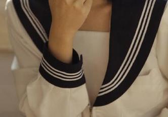 观看黑料吃瓜网，有关吾爱的只言片语开始突袭我的思绪。