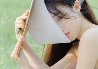 我用脑波打开了“黑料社区”的入口，结果引发了一场“史诗级”围观。