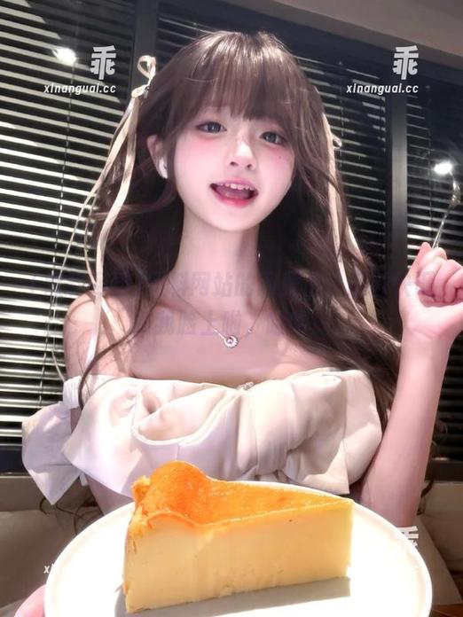 黑料网站 黑料网站的网页上,瓜都快砸到我脸上啦,哈哈!
